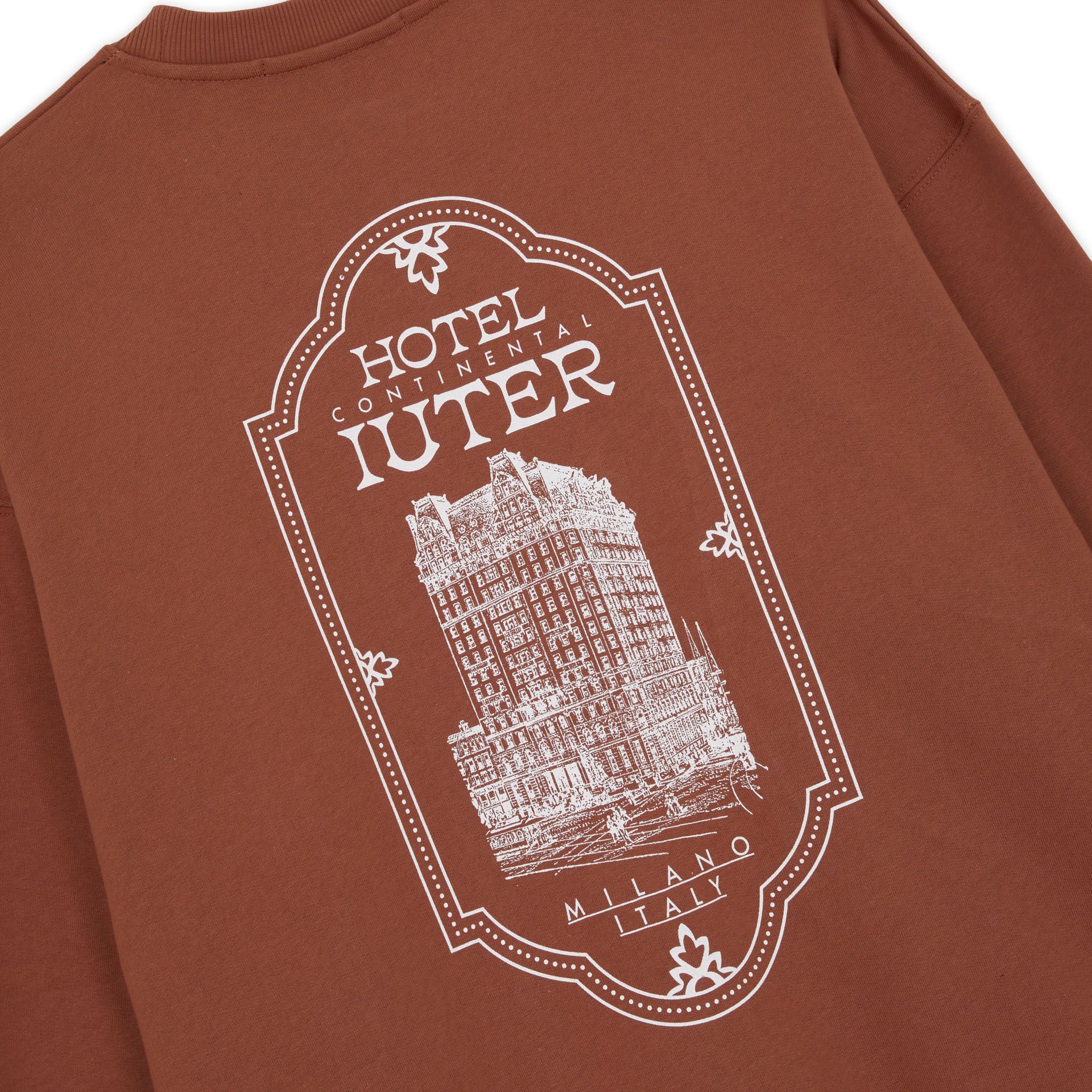 Iuter Continental Crewneck