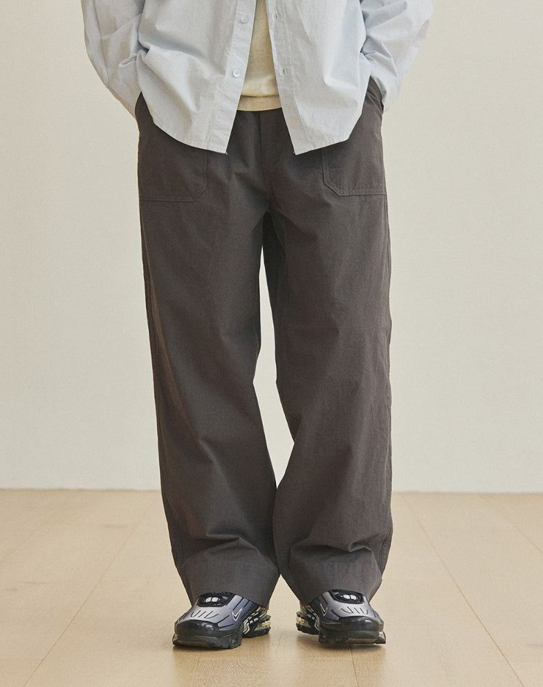 One Tuck Wide Fatigue 
Pants