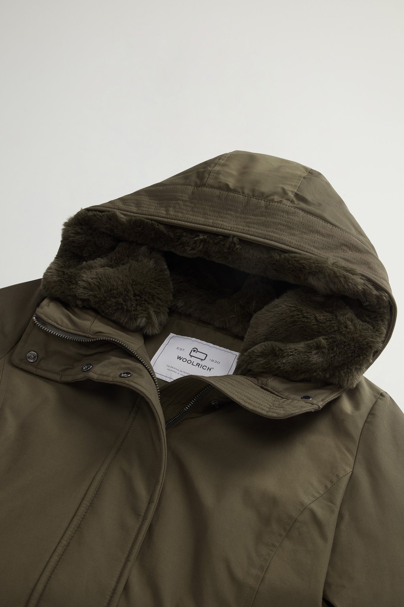 Woolrich Boulder Parka In Pelliccia Sintetica Verde Militare