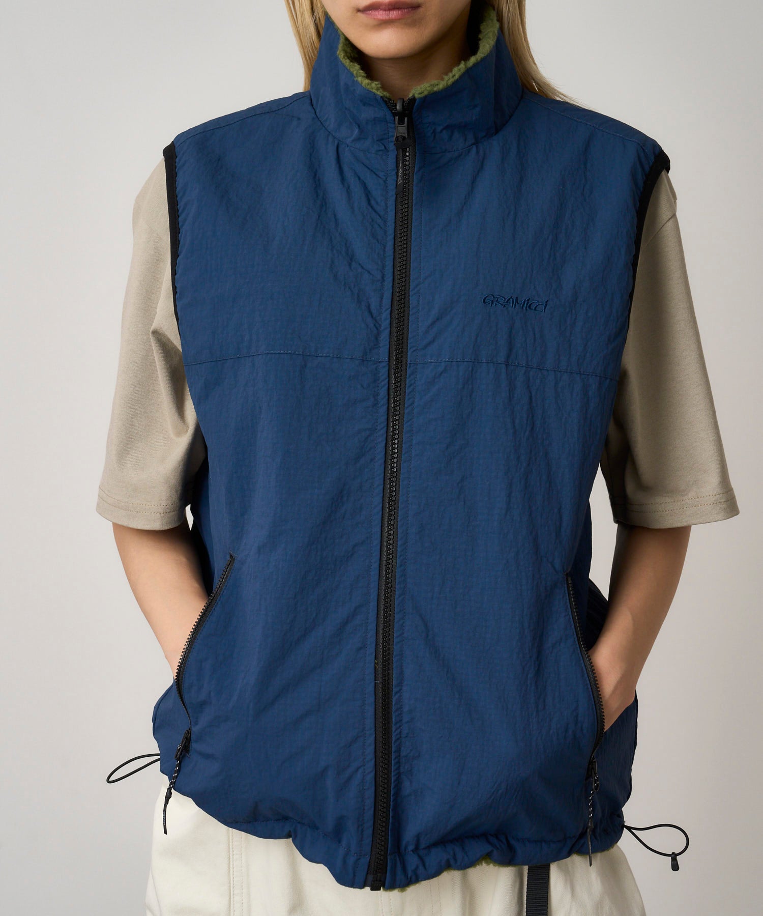 Gramicci Reversible Sherpa Vest Verde