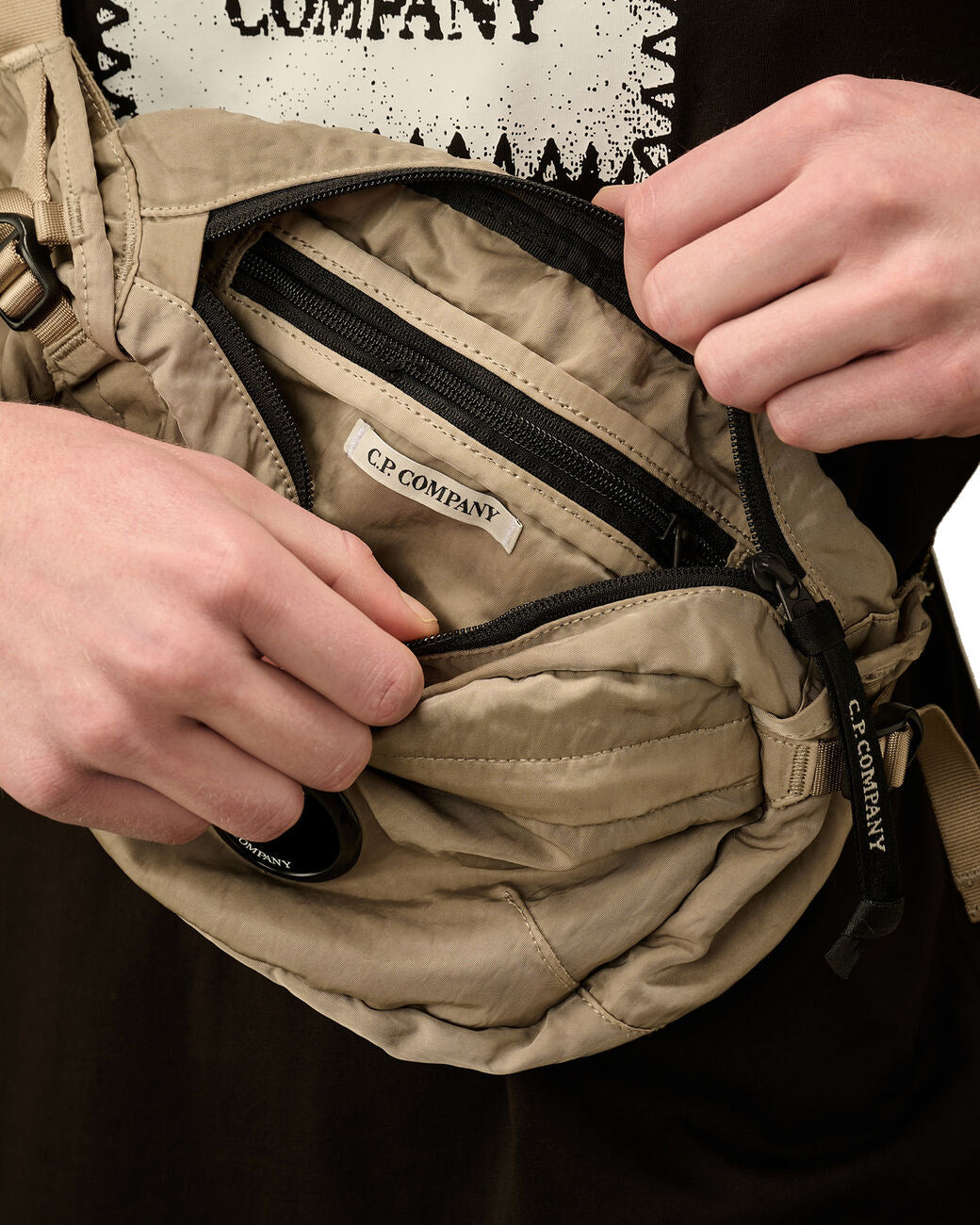 C.P. Company Marsupio In Nylon Beige