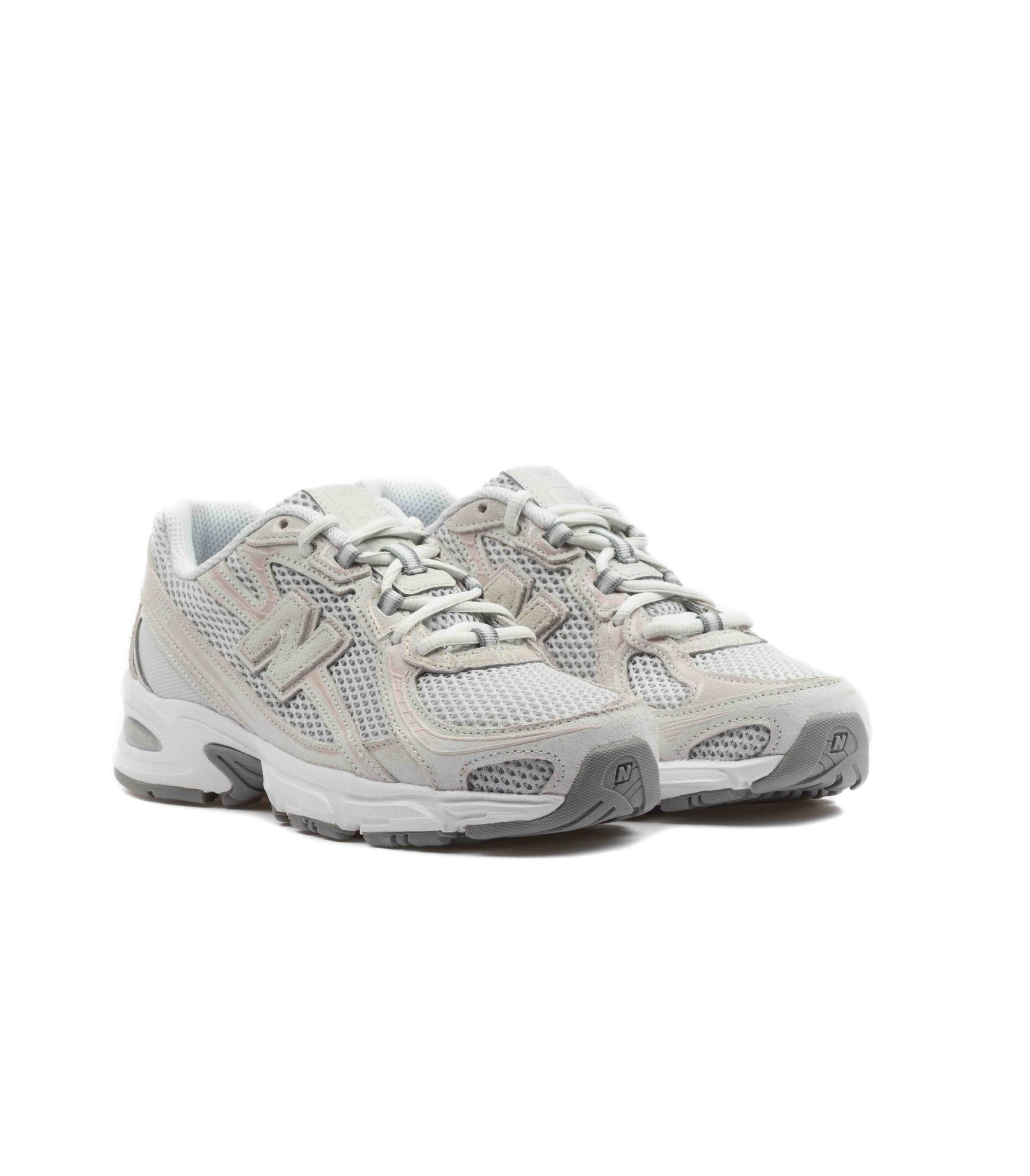 New Balance U740 Grigia Gs2