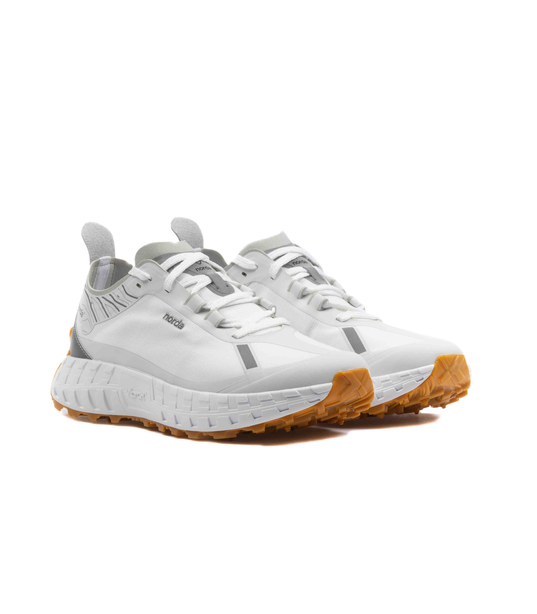 Norda 001 M White Gum