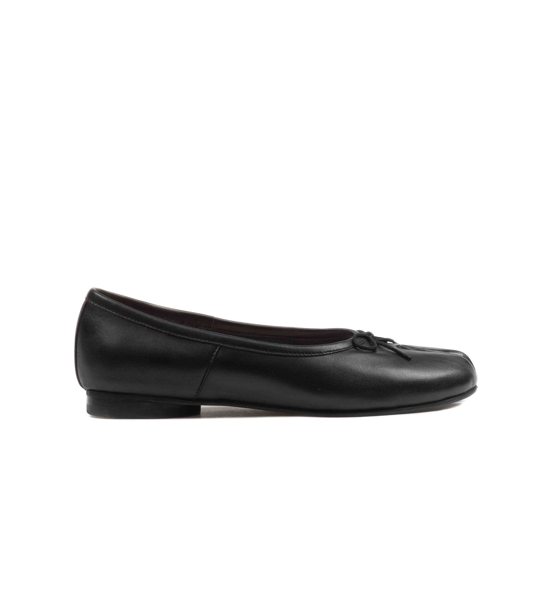 Yuko Imanishi Scarpa Bassa Nera Thumb
