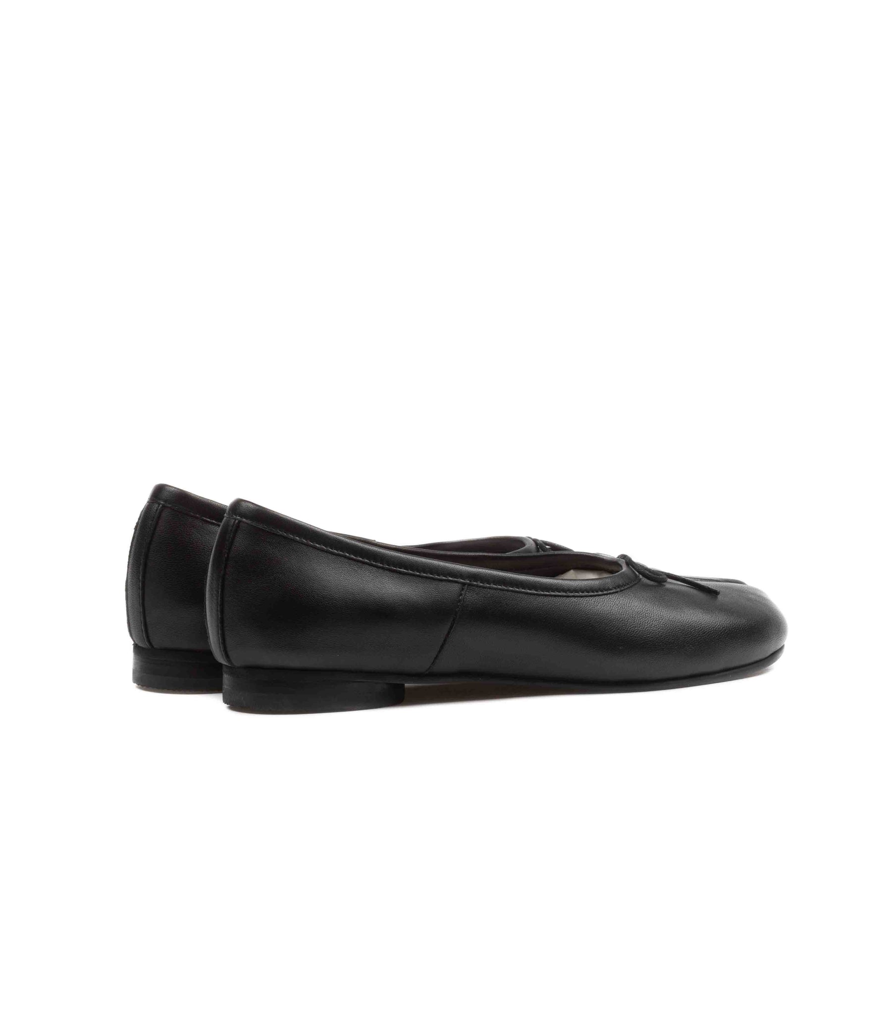 Yuko Imanishi Scarpa Bassa Nera Thumb